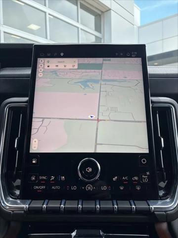 2025 GMC Yukon 4WD Denali
