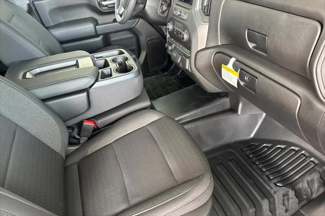 2026 Chevrolet Silverado 3500HD Double Cab, Long Bed, WT Dual Rear Wheel, 4WD