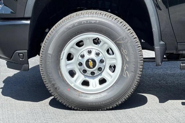 2026 Chevrolet Silverado 3500HD Double Cab, Long Bed, WT Dual Rear Wheel, 4WD