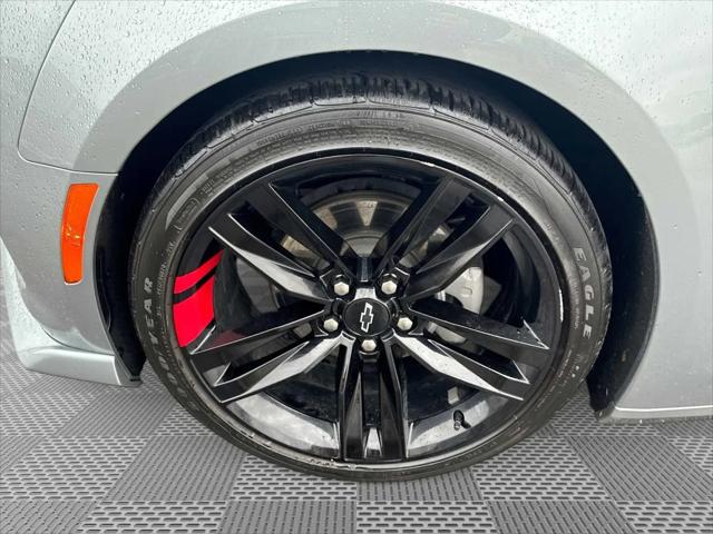 2024 Chevrolet Camaro RWD Coupe 3LT