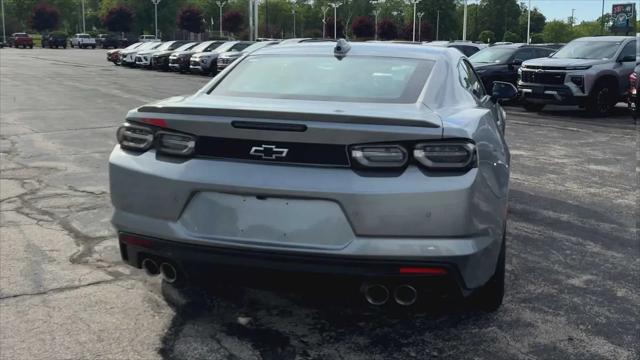 2024 Chevrolet Camaro RWD Coupe 3LT