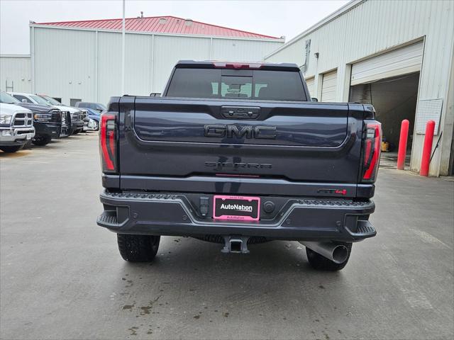 2024 GMC Sierra 2500HD 4WD Crew Cab Standard Bed AT4