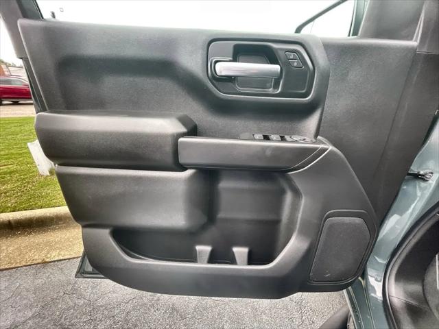 2026 Chevrolet Silverado 1500 4WD Crew Cab Short Bed Custom Trail Boss