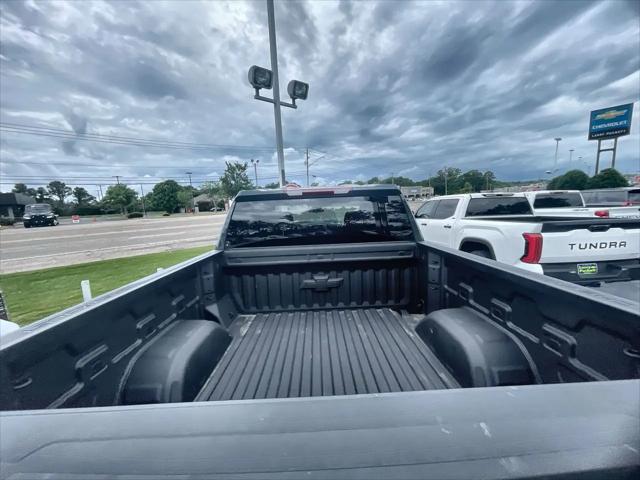 2026 Chevrolet Silverado 1500 4WD Crew Cab Short Bed Custom Trail Boss