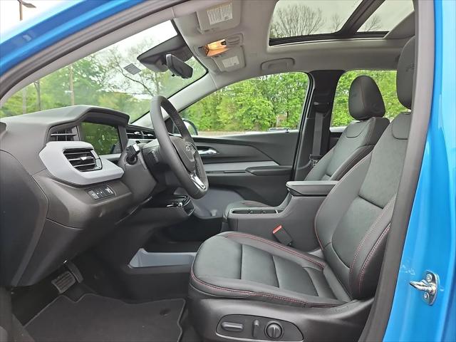 2027 Chevrolet Bolt RS FWD