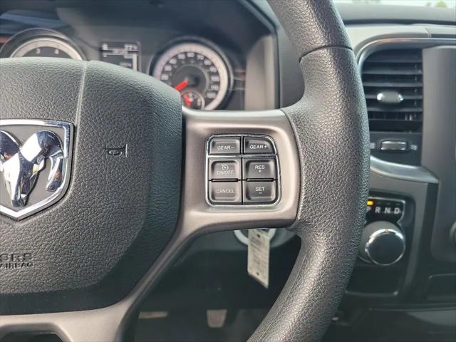 2024 Ram 1500 Classic Warlock Crew Cab 4x2 5'7" Box
