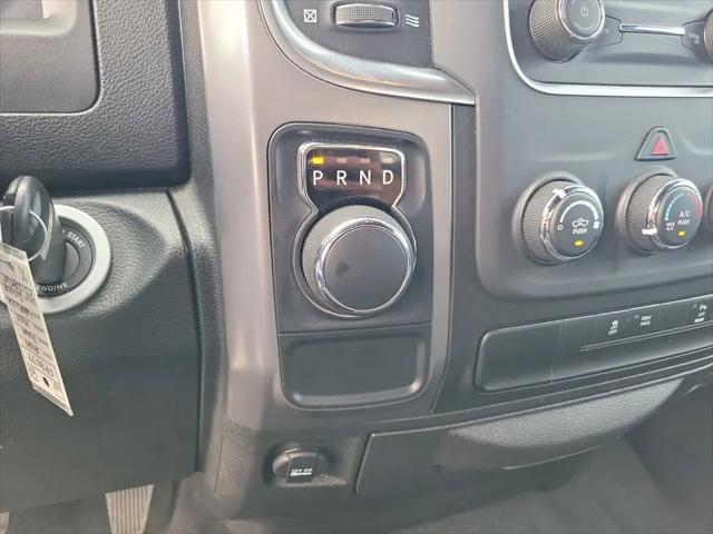 2024 Ram 1500 Classic Warlock Crew Cab 4x2 5'7" Box