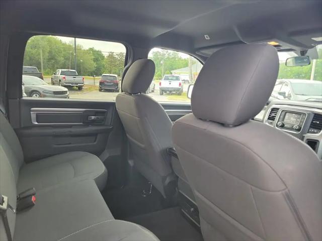 2024 Ram 1500 Classic Warlock Crew Cab 4x2 5'7" Box