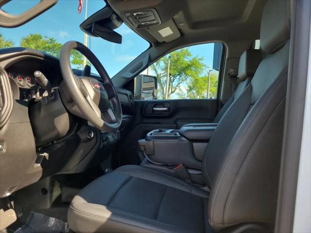 2024 GMC Sierra 3500HD 4WD Crew Cab Standard Bed Pro