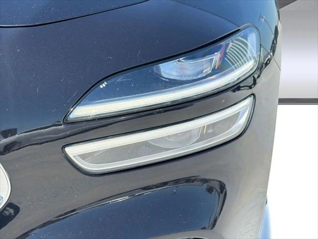 2022 Genesis G70 2.0T RWD
