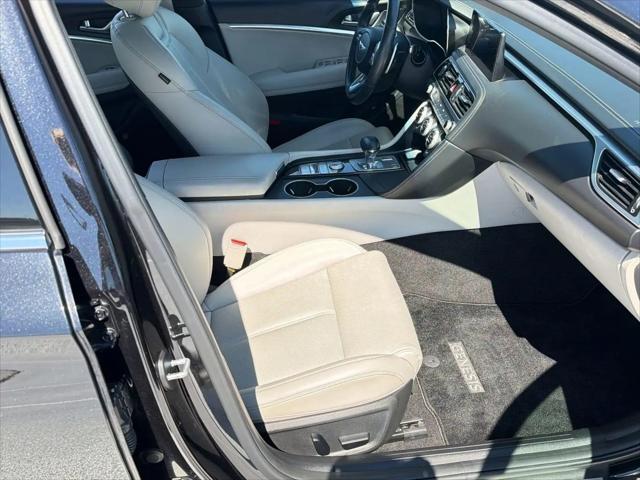 2022 Genesis G70 2.0T RWD