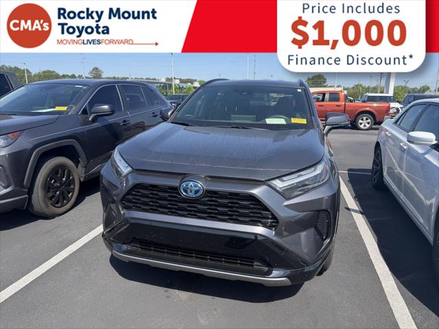 2023 Toyota RAV4 Hybrid SE
