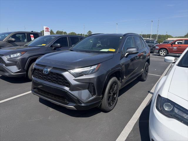 2023 Toyota RAV4 Hybrid SE