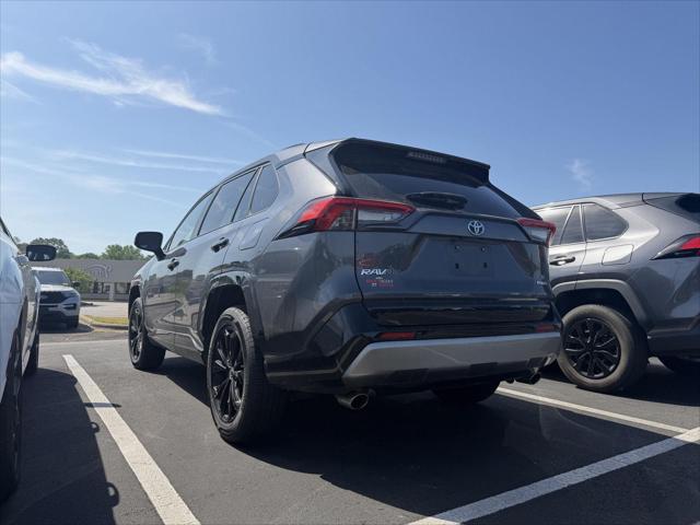 2023 Toyota RAV4 Hybrid SE