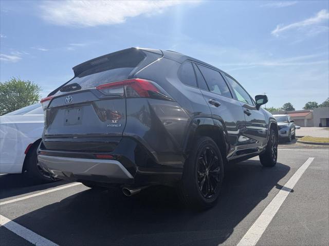 2023 Toyota RAV4 Hybrid SE