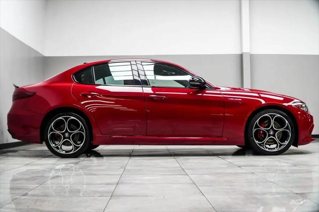 2022 Alfa Romeo Giulia Veloce AWD