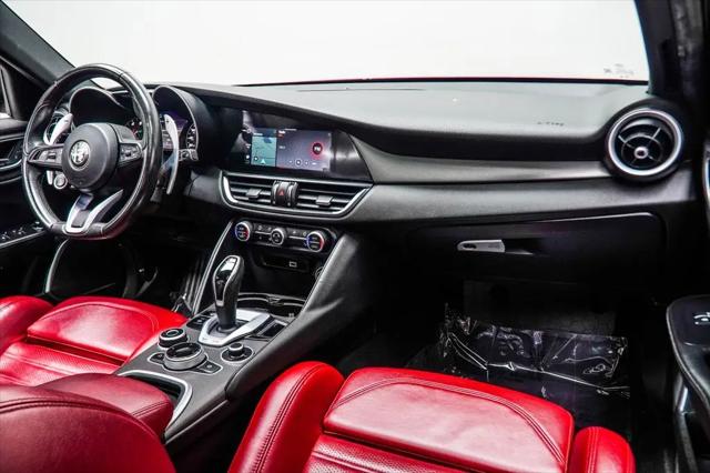 2022 Alfa Romeo Giulia Veloce AWD