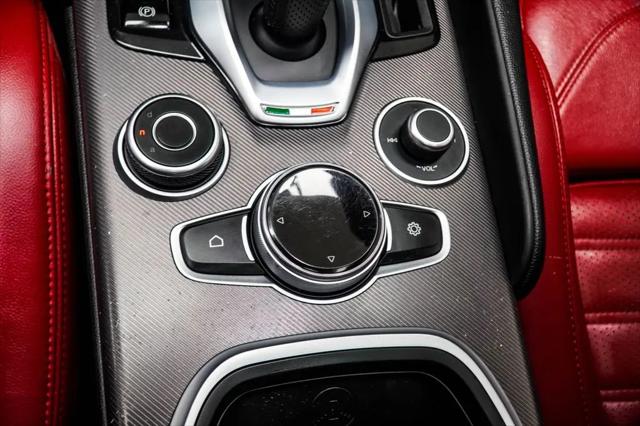 2022 Alfa Romeo Giulia Veloce AWD