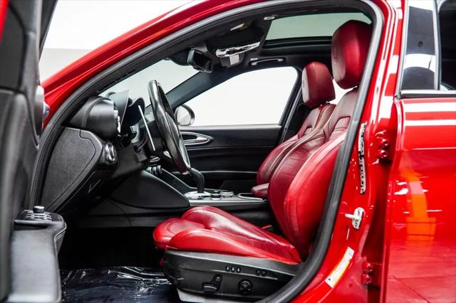 2022 Alfa Romeo Giulia Veloce AWD