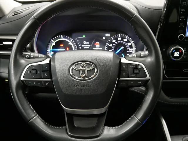 2022 Toyota Highlander Hybrid XLE