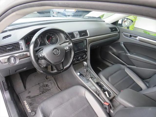 2017 Volkswagen Passat 1.8T SE