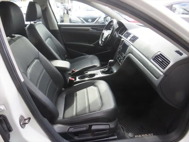 2017 Volkswagen Passat 1.8T SE
