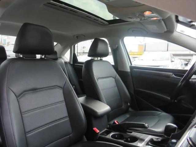 2017 Volkswagen Passat 1.8T SE