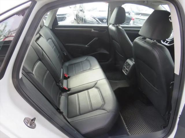 2017 Volkswagen Passat 1.8T SE