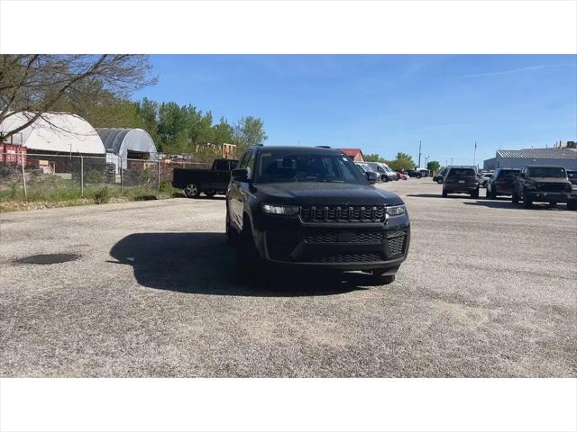2026 Jeep Grand Cherokee L Altitude 4x4