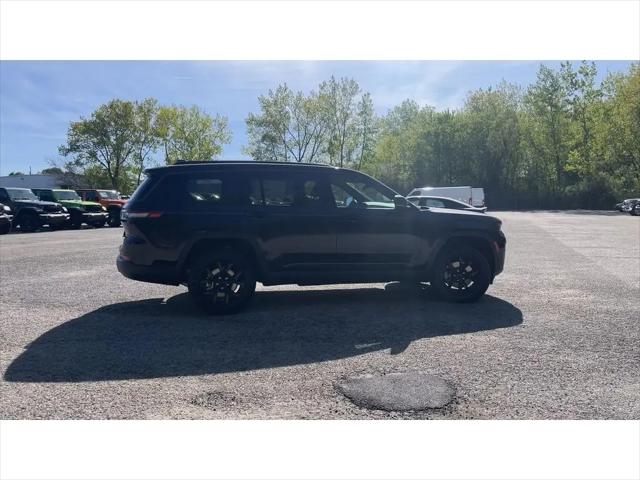 2026 Jeep Grand Cherokee L Altitude 4x4