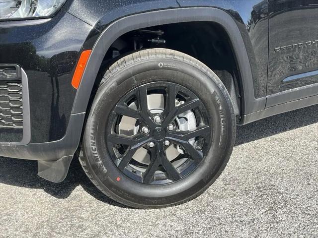 2026 Jeep Grand Cherokee L Altitude 4x4