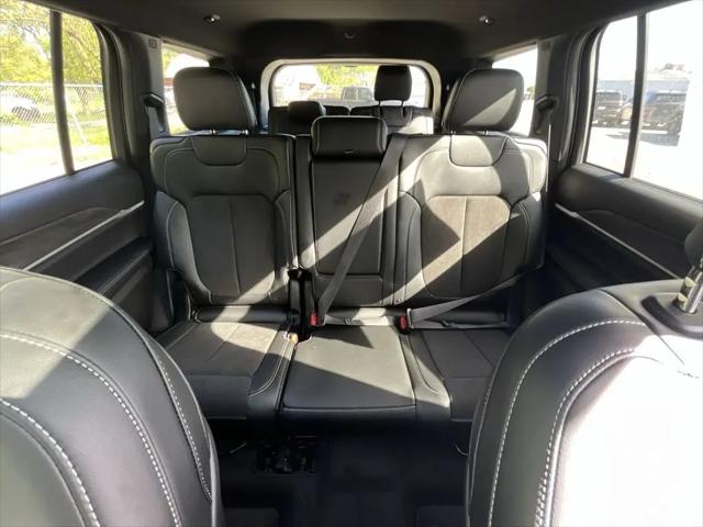2026 Jeep Grand Cherokee L Altitude 4x4