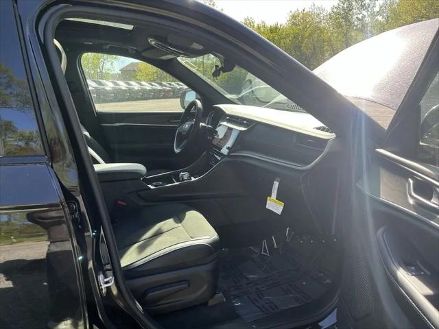 2026 Jeep Grand Cherokee L Altitude 4x4