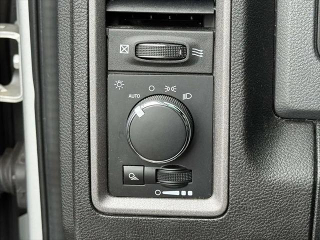 2018 Ram 1500 Tradesman Crew Cab 4x4 5'7" Box