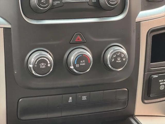 2019 Ram 1500 Classic SLT Crew Cab 4x4 5'7" Box