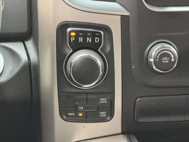 2019 Ram 1500 Classic SLT Crew Cab 4x4 5'7" Box
