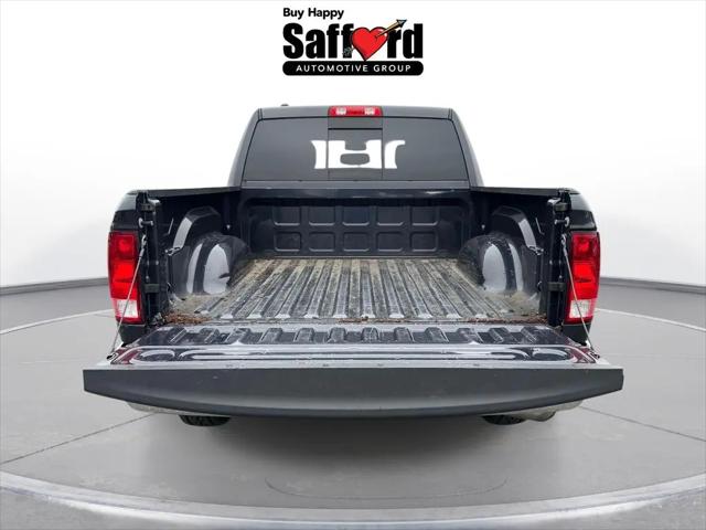 2019 Ram 1500 Classic SLT Crew Cab 4x4 5'7" Box