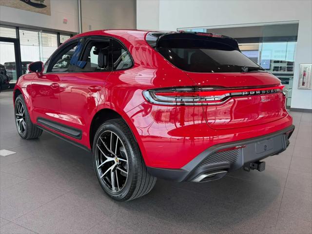 2026 Porsche Macan Macan