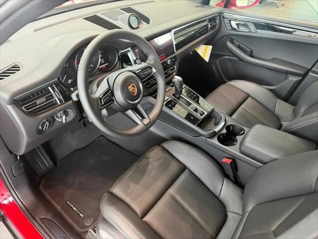 2026 Porsche Macan Macan