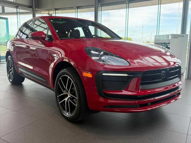 2026 Porsche Macan Macan