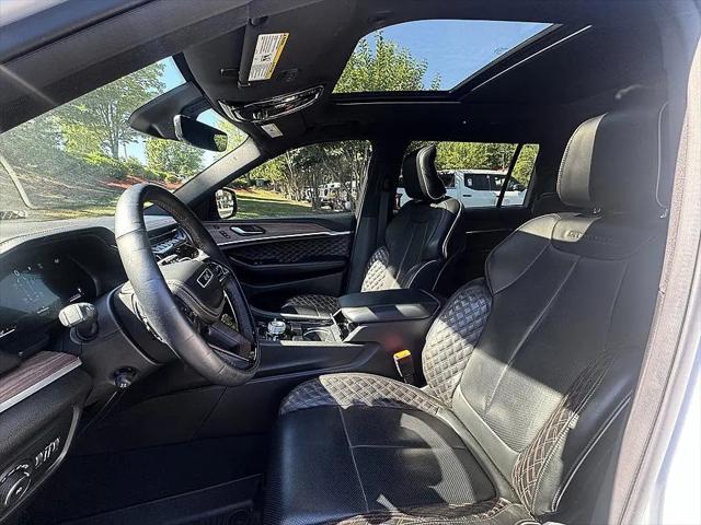 2023 Jeep Grand Cherokee L Summit 4x4