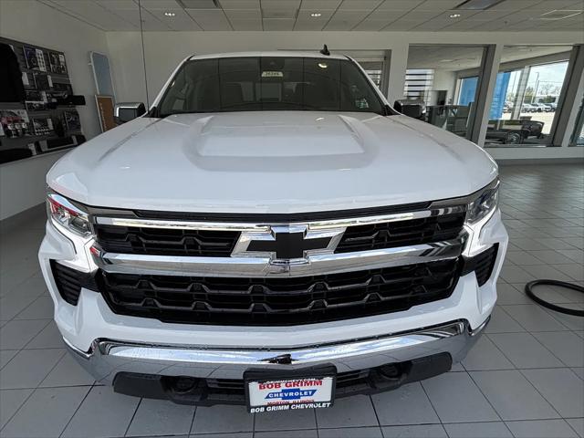 2026 Chevrolet Silverado 1500 4WD Crew Cab Standard Bed LT