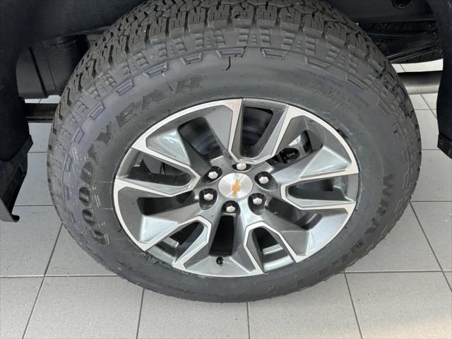 2026 Chevrolet Silverado 1500 4WD Crew Cab Standard Bed LT