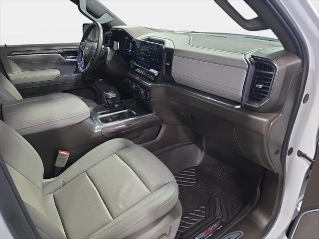 2025 Chevrolet Silverado 1500 4WD Crew Cab Short Bed LTZ