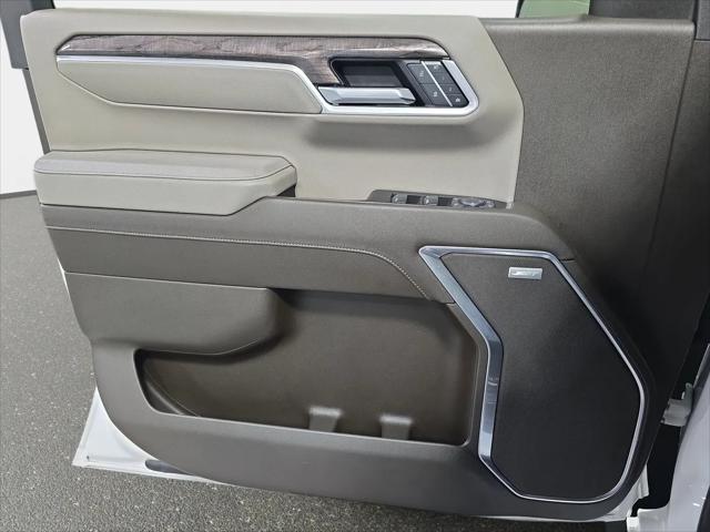 2025 Chevrolet Silverado 1500 4WD Crew Cab Short Bed LTZ