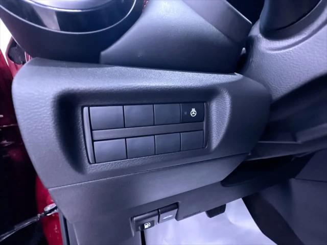2023 Nissan Kicks SR Xtronic CVT