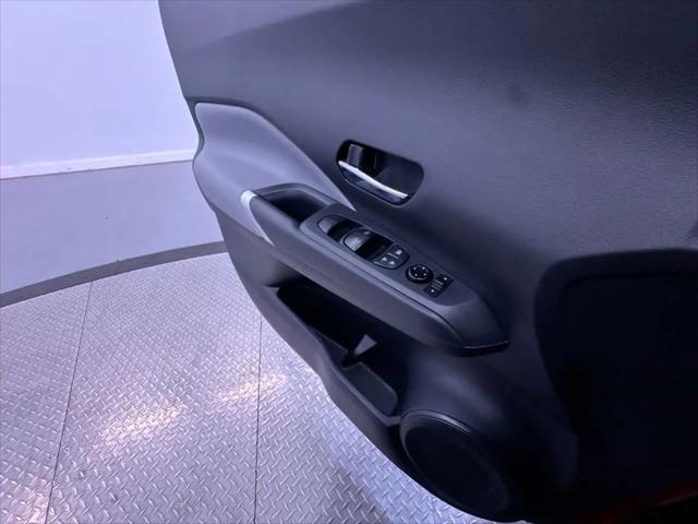 2023 Nissan Kicks SR Xtronic CVT