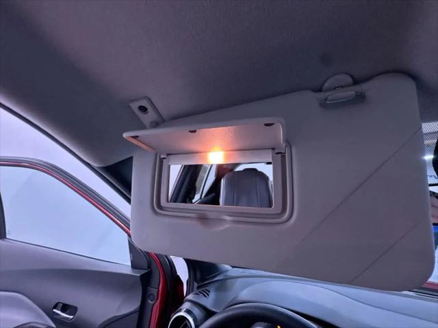2023 Nissan Kicks SR Xtronic CVT
