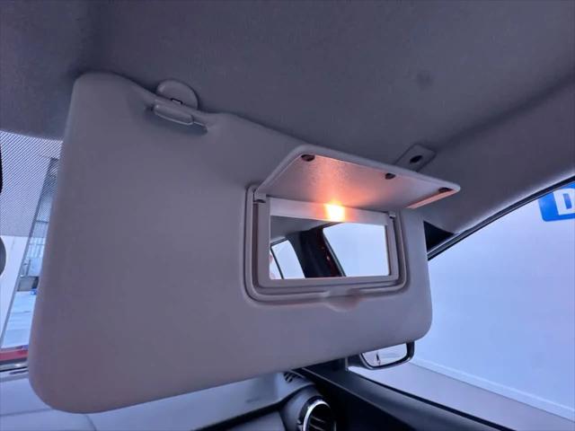 2023 Nissan Kicks SR Xtronic CVT