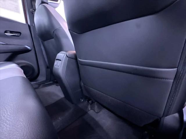 2023 Nissan Kicks SR Xtronic CVT